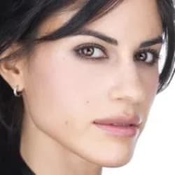 Ana Kayne