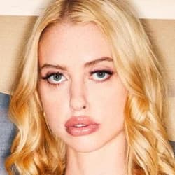 Chloe Cherry