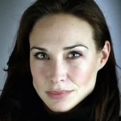 Claire Forlani
