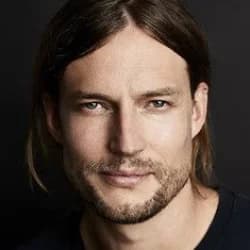 David Genat