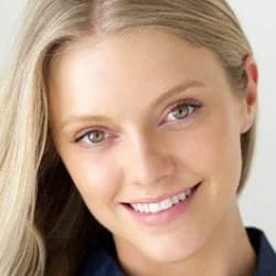 Elle Evans
