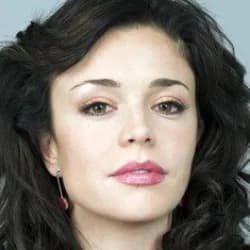Flora Martínez