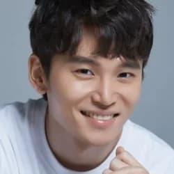 Han Jun-woo