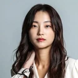 Ji E-su