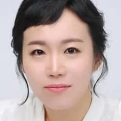 Joo In-young