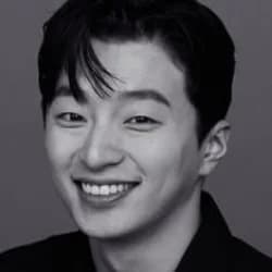 Jung Yong-ju