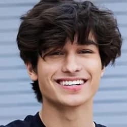 Kio Cyr