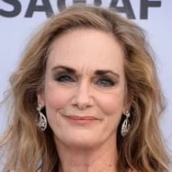 Lisa Emery