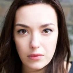Lizzie Clarke