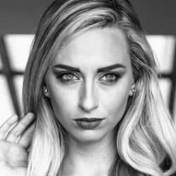 Lyndsi LaRose