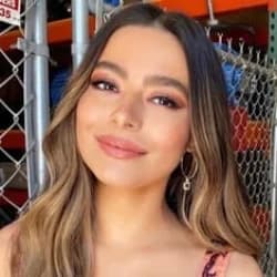 Miranda Cosgrove