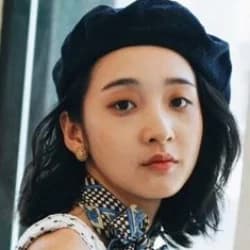 Moon Lee
