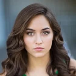 Rae Varela