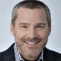 Roger Craig Smith