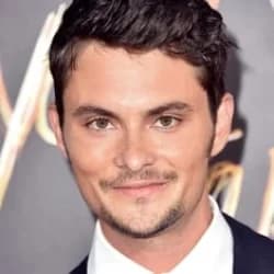 Shiloh Fernandez