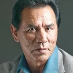 Wes Studi