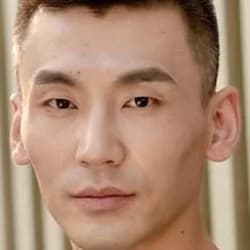 Xun Zhang