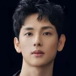 Yim Si-wan