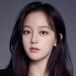 Yoon Ye-joo